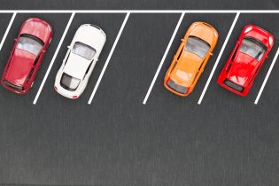 Lex Deweloper 2024: Będą nowe zasady ustalania liczby miejsc parkingowych