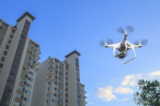 Jak nowe prawo dotyczące dronów wpływa na pracę geodetów