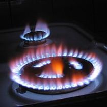 Sasin: wspólnoty i spółdzielnie w całości zostaną objęte taryfami na gaz