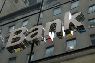 Gwarancja bankowa − stosunki prawne